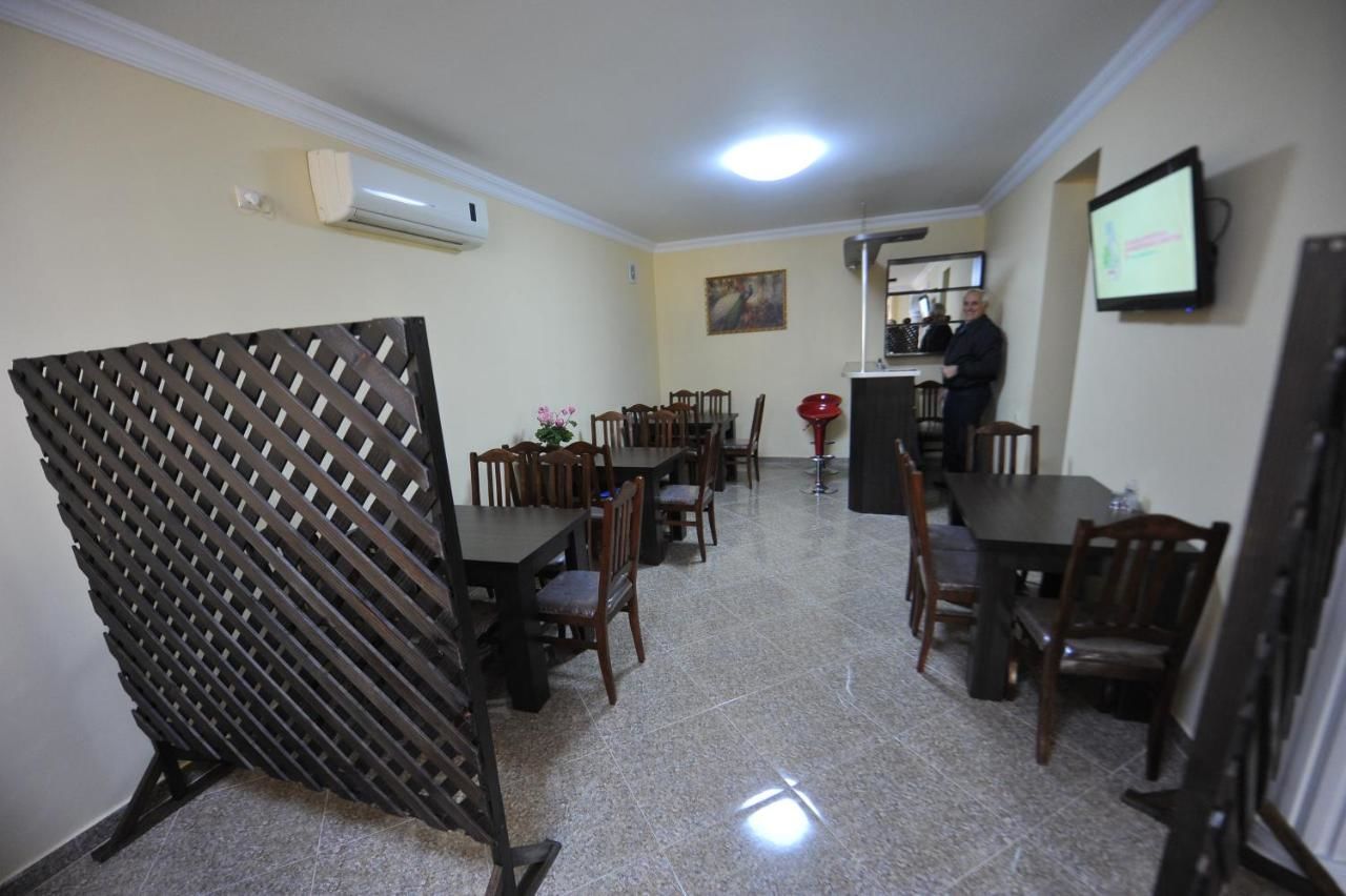 Отель Hotel Dadiani Батуми-29