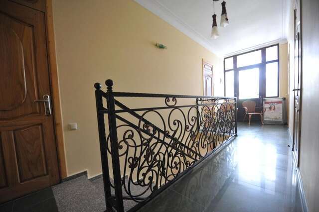 Отель Hotel Dadiani Батуми-26