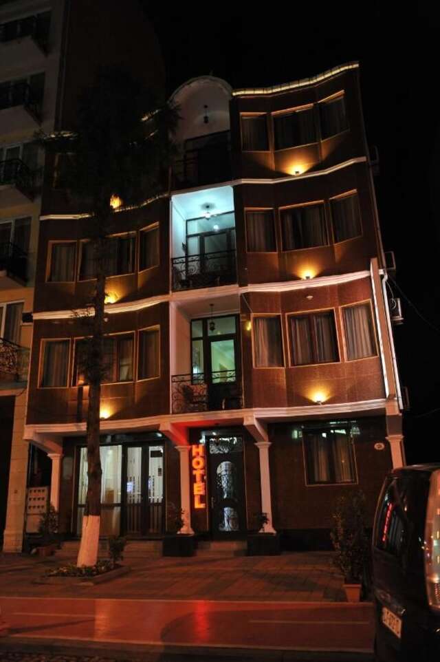 Отель Hotel Dadiani Батуми-37